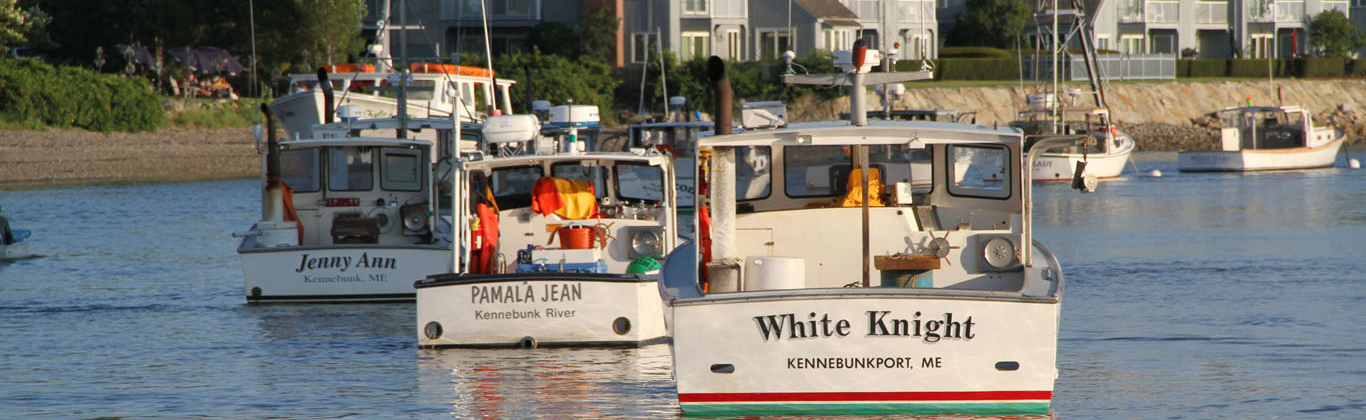 kennebunkport-river-3-lobster-boats