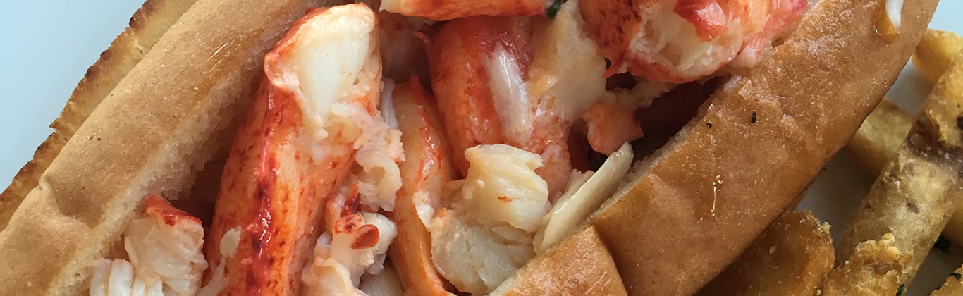 restaurant-lobster-roll